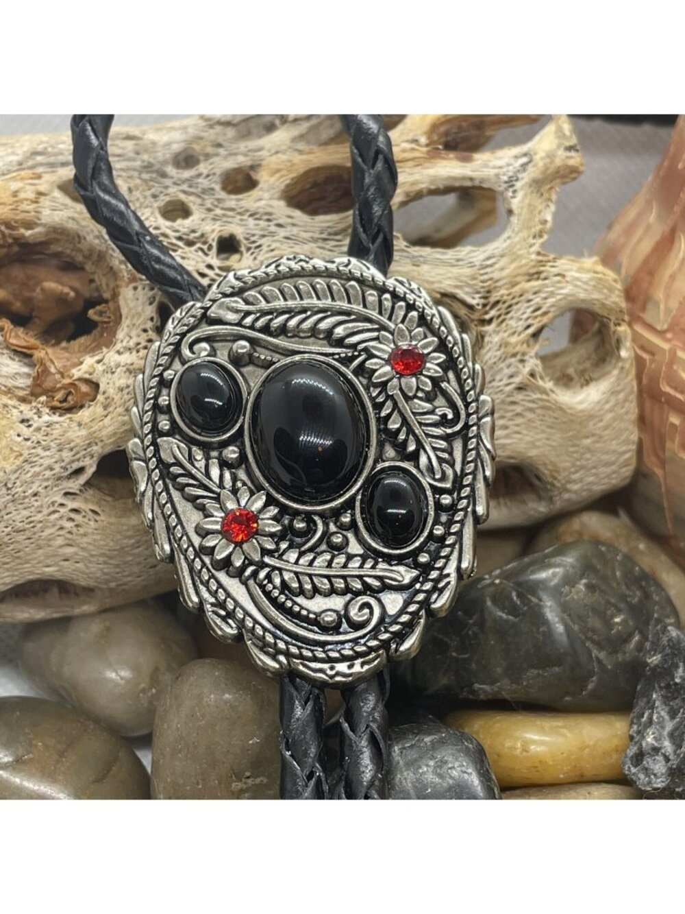 70’s Style Onyx Red Black Gothic Wedding Rock Silver Lariat Bolo Tie Western